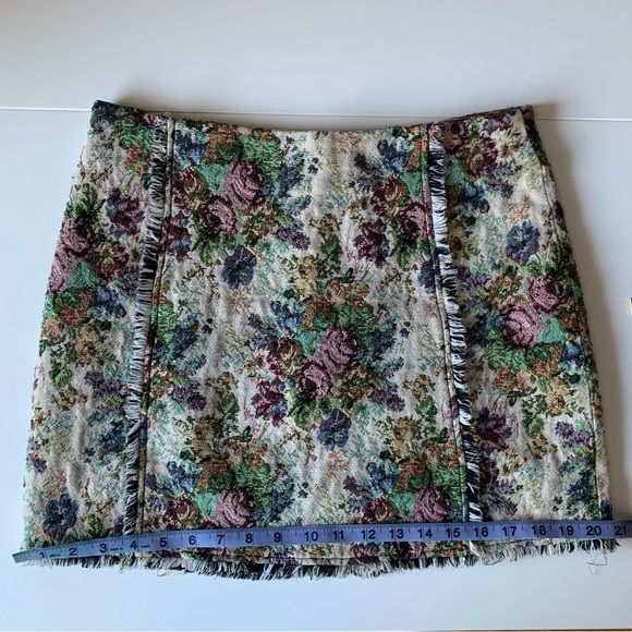 edc Tapestry Mini Skirt with Fringe - Picture 7 of 9